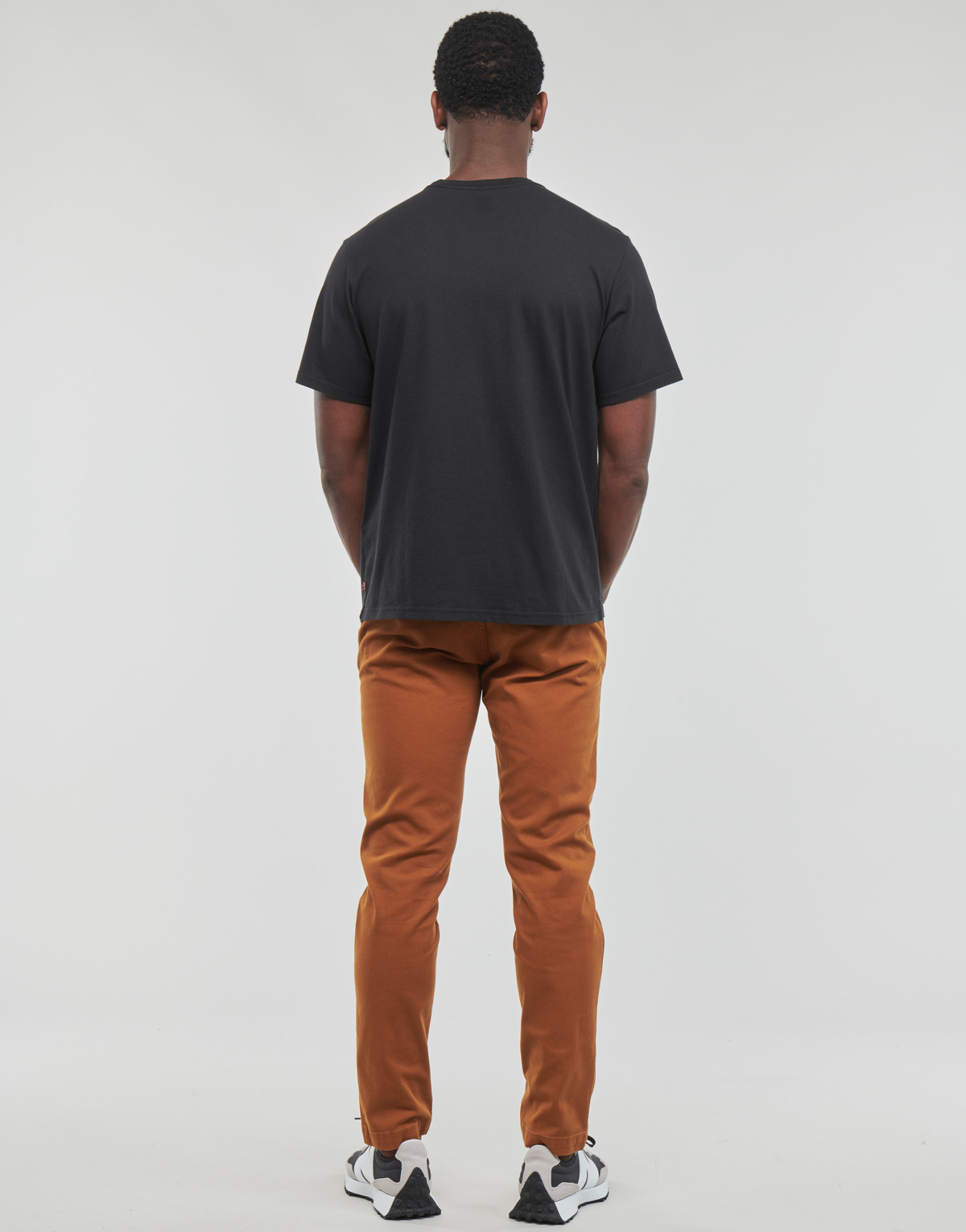 Levi´s Noir SS RELAXED FIT TEE eyO4XYXa